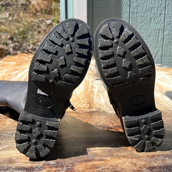 Unity in Diversity tall leather boots zippers and lace up details so nice sz 6.5 - Picture 8 of 9